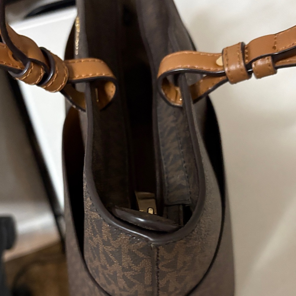 Michael Kors Signature Brown Tote - Picture 4 of 13